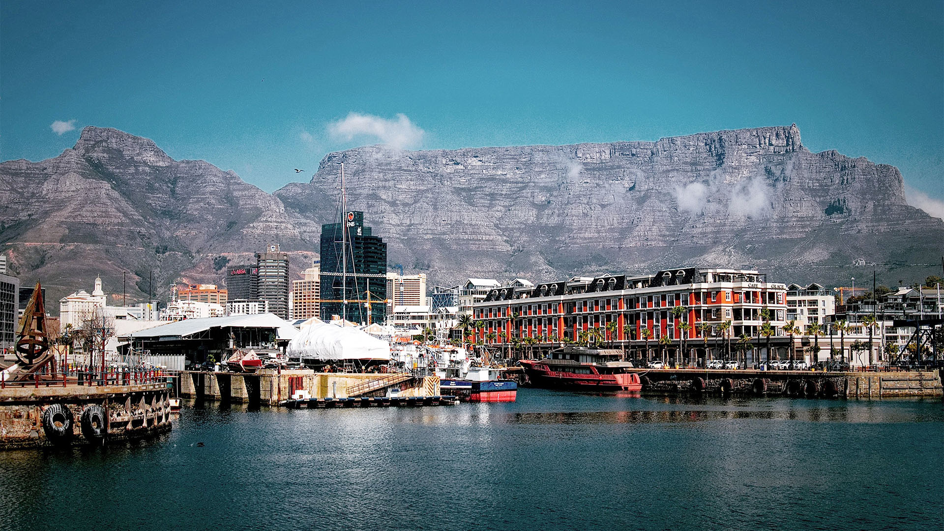 THE ULTIMATE FESTIVE SEASON BUCKET LIST