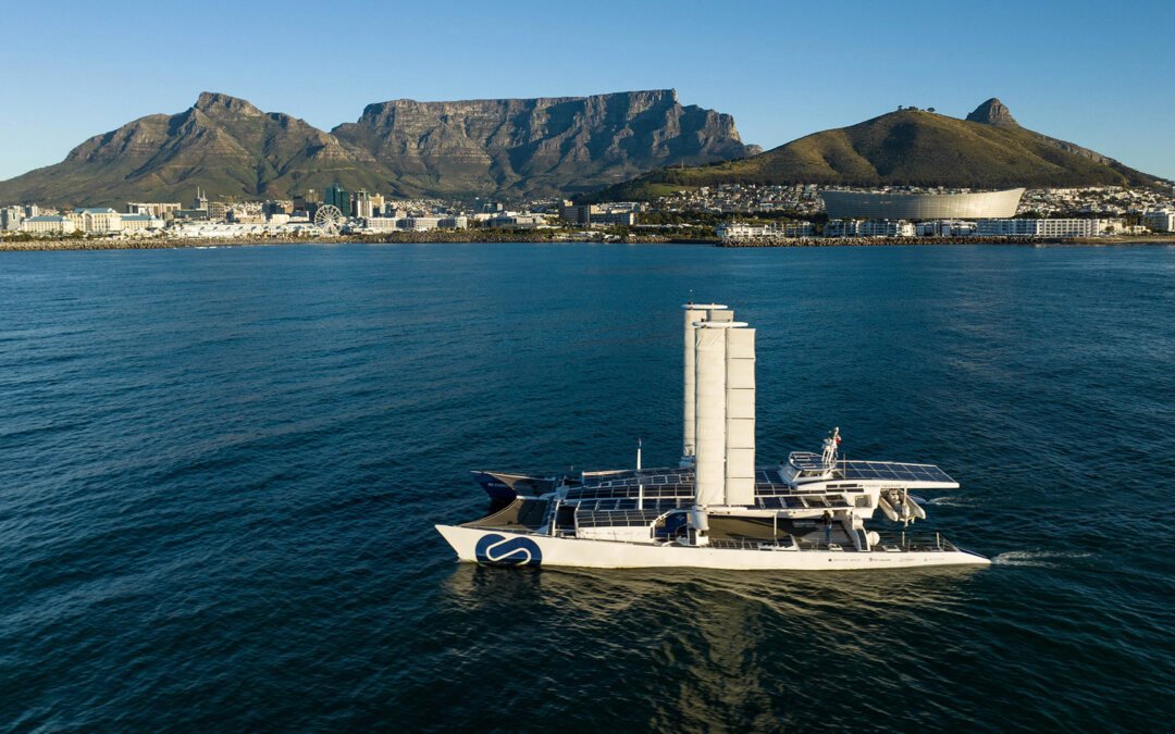 City hotel hosts the crew of a sea vessel on a mission