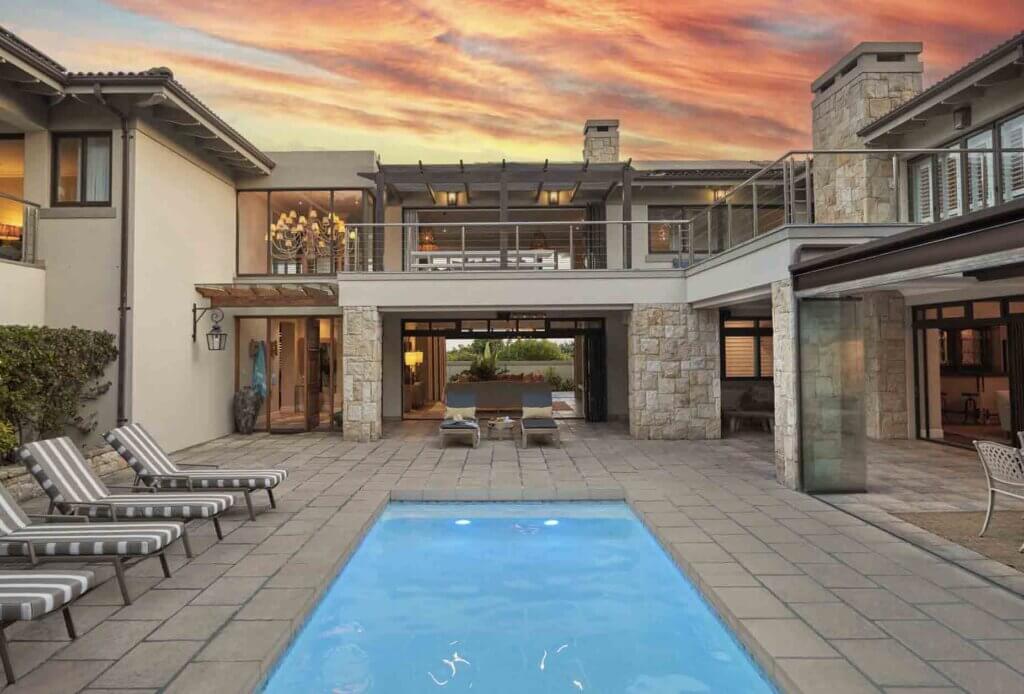 Discover the magic of Hermanus with Hemingway House