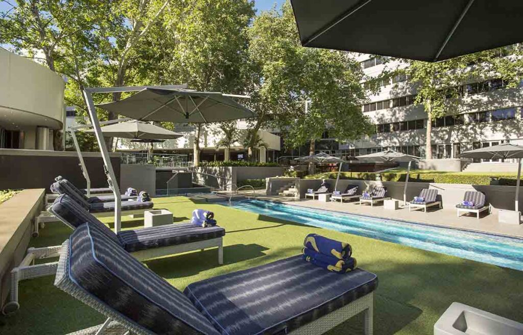 Garden oasis makes 4-star Sun International hotel the Central Park of Sandton