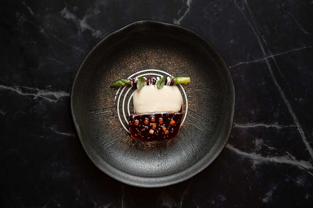 Stellenbosch fine-dining restaurant Dusk offers both à la carte and tasting menus